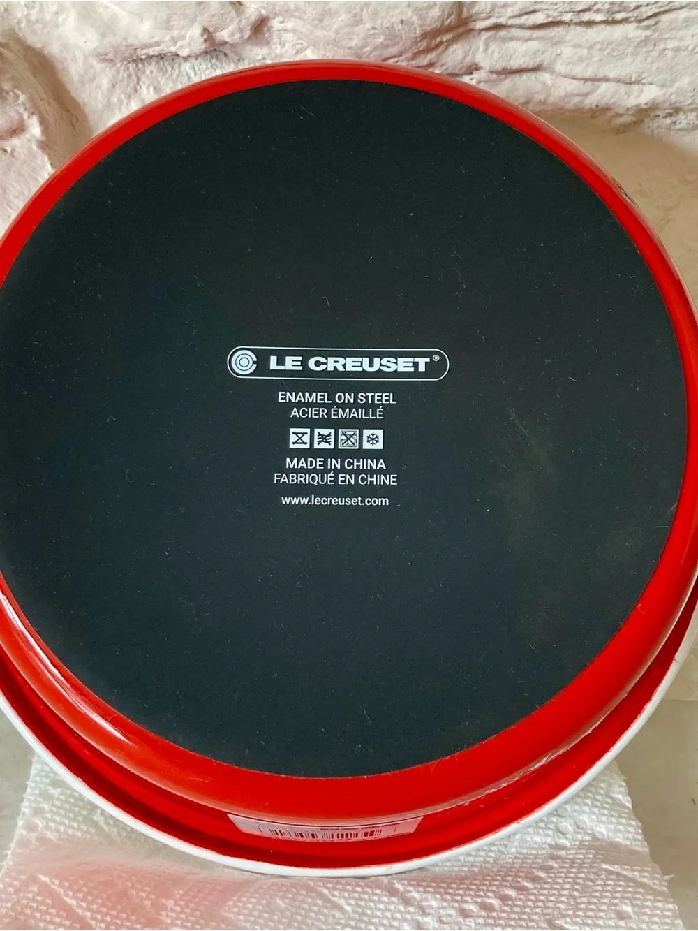 Le Creuset two le